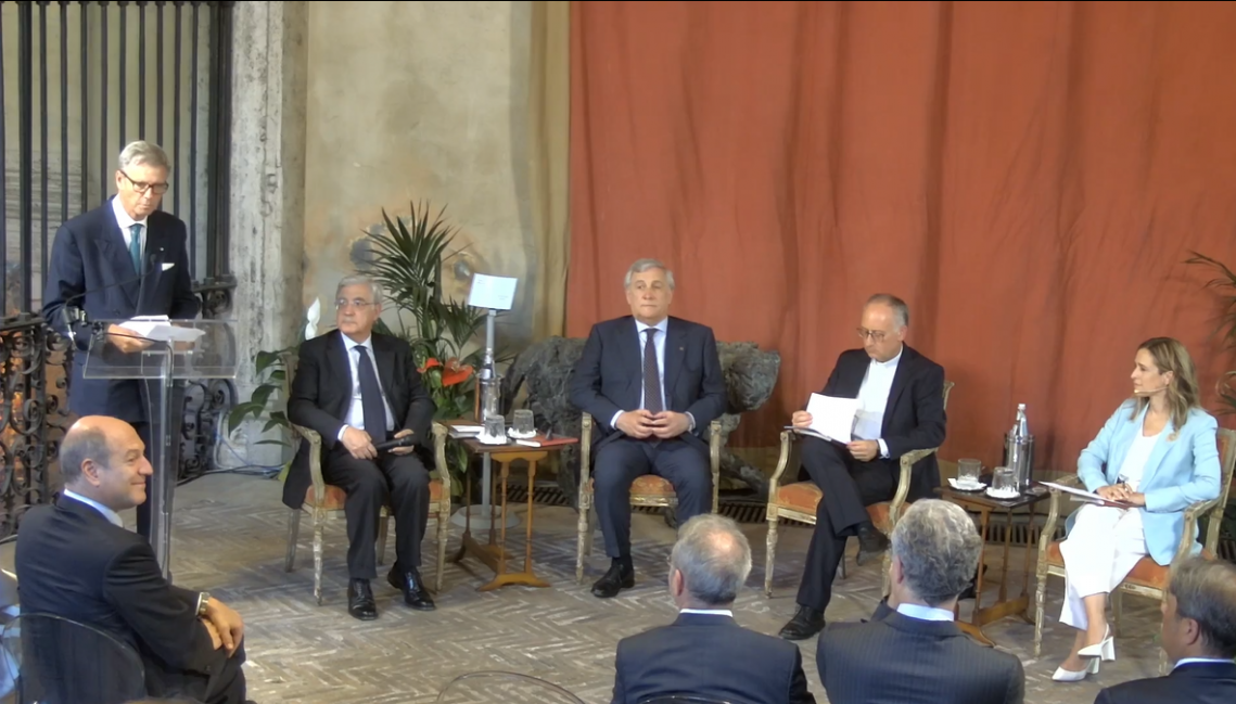 Presentazione del libro dell’Ambasciatore Pasquale Ferrara – Cercando un paese innocente