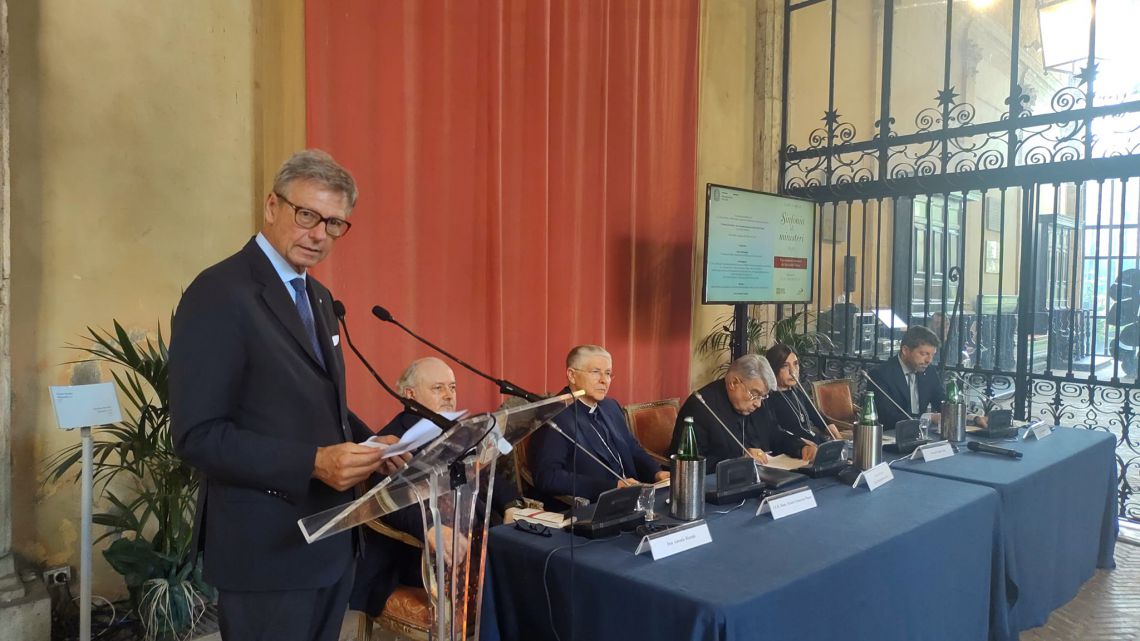 Presentazione del libro di Mons. Fabene