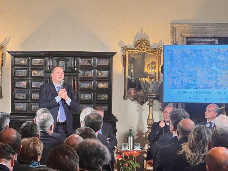 97e0fb7c-3785-4e64-90ec-21084fe73869