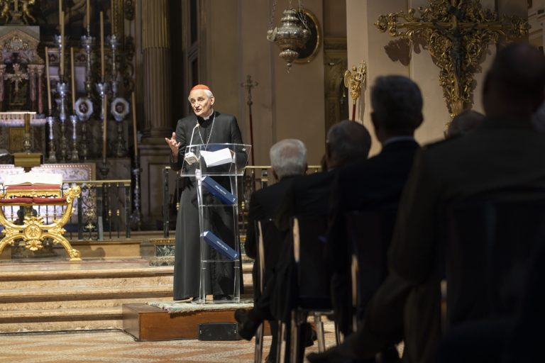Bologna, 24/10/2024 (II mandato) Il Presidente della Repubblica Sergio Mattarella nella sede della Fondazione per le Scienze religiose Giovanni XXIII, in occasione del 70° anniversario della Fondazione