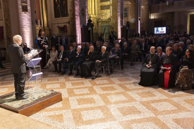 Bologna, 24/10/2024 (II mandato) Il Presidente della Repubblica Sergio Mattarella nella sede della Fondazione per le Scienze religiose Giovanni XXIII, in occasione del 70° anniversario della Fondazione